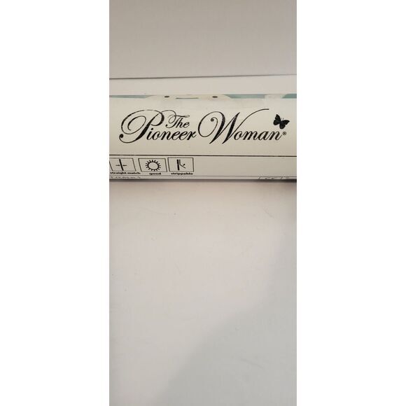 The Pioneer Woman Mint Peel and Stick Wallpaper, Charming Check, 18 x 18.86' - Picture 4 of 6